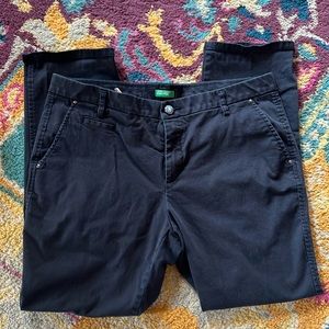 United Colors of Benetton chino paints